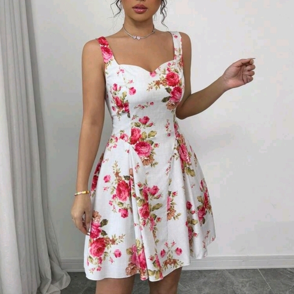 Elegant Floral Print A-Line Waist Flattering Romantic Dress For Women - Picture 5 of 5